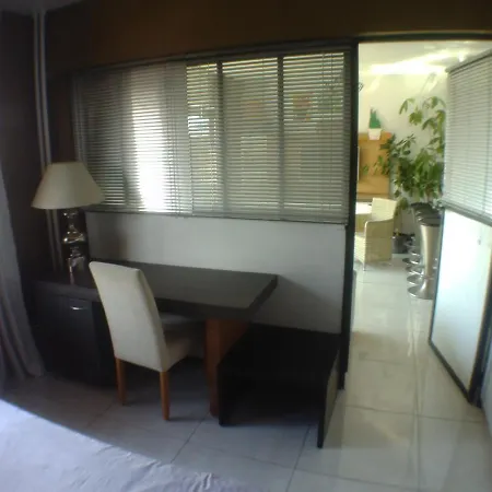 Centre 13 Quai Godefroid Kurth Pour 2 Pers A 25 Min Gare Guillemins 아파트 리에주