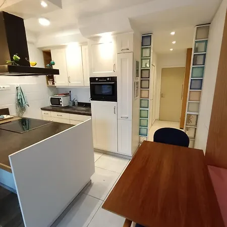 Centre 13 Quai Godefroid Kurth Pour 2 Pers A 25 Min Gare Guillemins 아파트 *