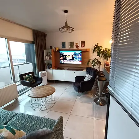 Centre 13 Quai Godefroid Kurth Pour 2 Pers A 25 Min Gare Guillemins