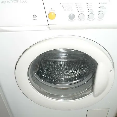 Centre 13 Quai Godefroid Kurth Pour 2 Pers A 25 Min Gare Guillemins 리에주