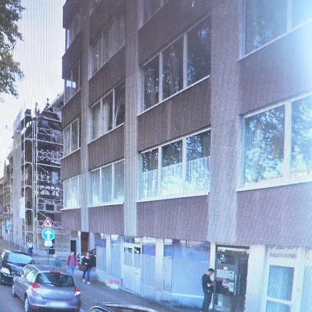 Centre 13 Quai Godefroid Kurth à 15 Min Gare Guillemins Appartamento *