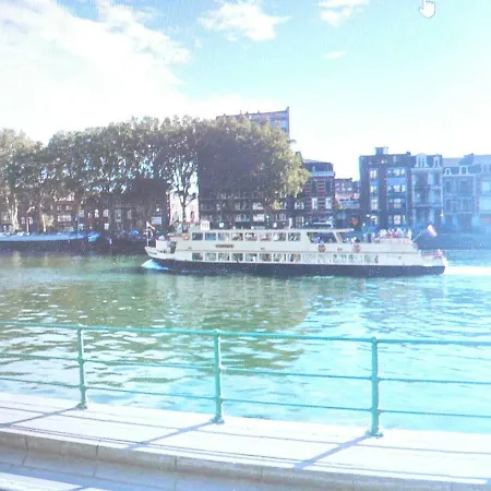 Centre 13 Quai Godefroid Kurth Pour 2 Pers A 25 Min Gare Guillemins