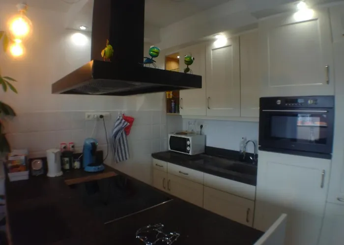 Centre 13 Quai Godefroid Kurth Pour 2 Pers A 25 Min Gare Guillemins