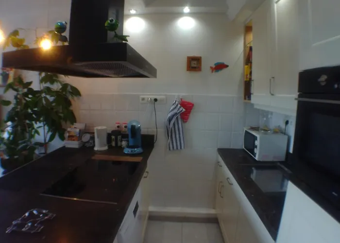 Centre 13 Quai Godefroid Kurth Pour 2 Pers A 25 Min Gare Guillemins * Liège