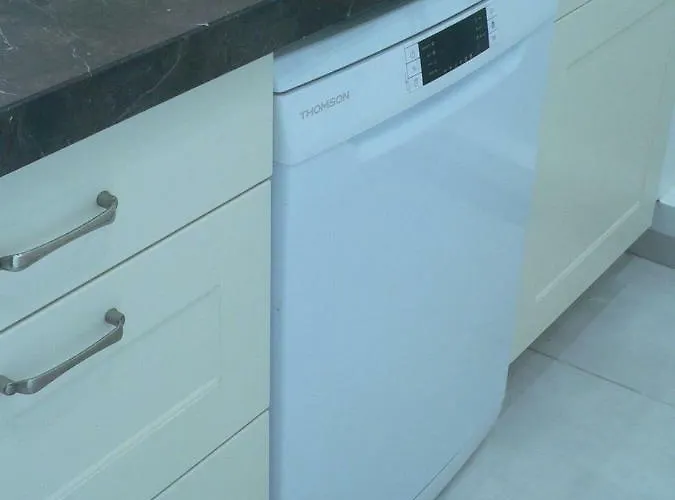 Centre 13 Quai Godefroid Kurth Pour 2 Pers A 25 Min Gare Guillemins * Liège