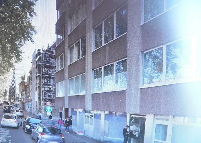 Centre 13 Quai Godefroid Kurth Pour 2 Pers A 25 Min Gare Guillemins Lägenhet *